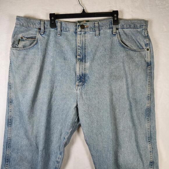 Cabela's Jeans 46x32 Relaxed Fit‎ Light Wash Denim USA Outdoor Gear Straight Leg - Picture 2 of 10